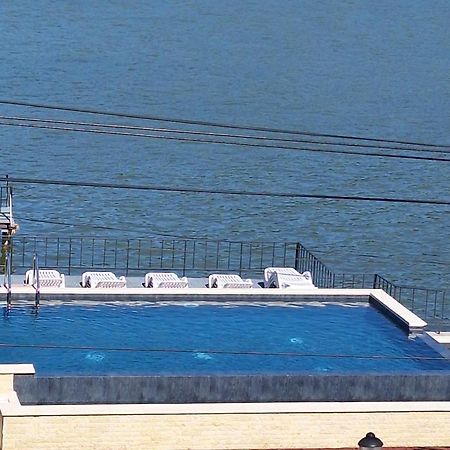 Casa Verde Orşova エクステリア 写真
